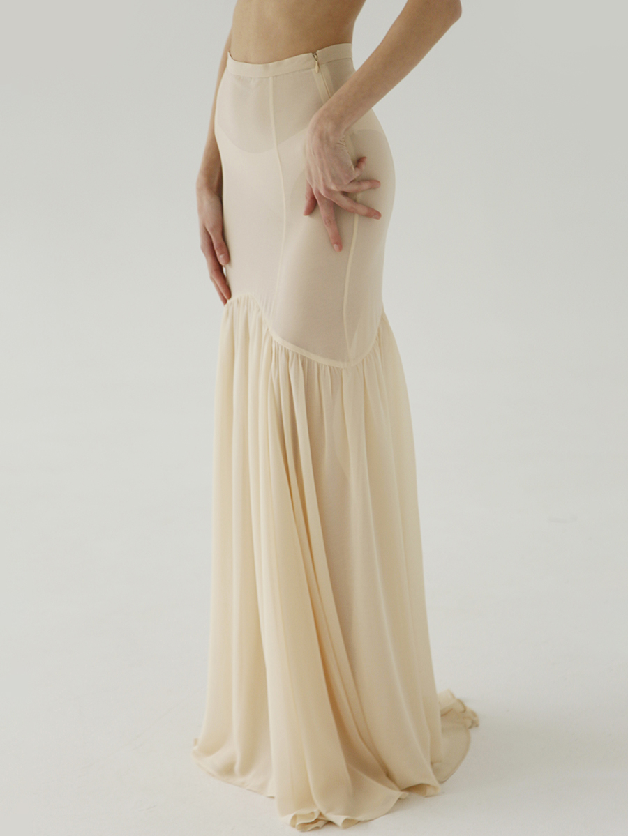 Ruffled Skirt in Muslin / Nude